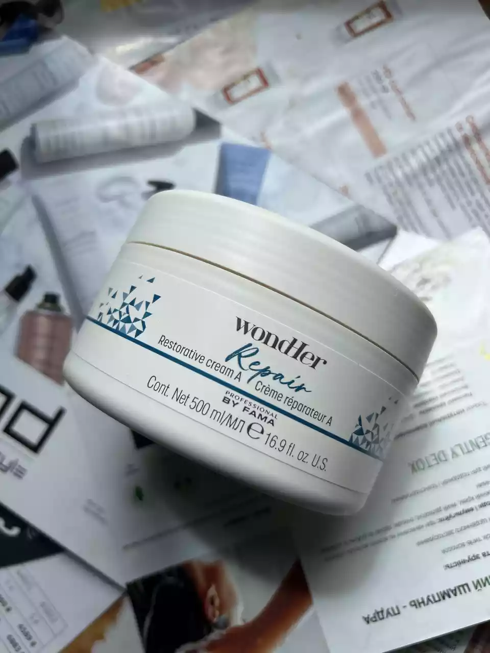 By Fama Professional Wondher Repair Cream A Восстанавливающий крем для волос 500 ml