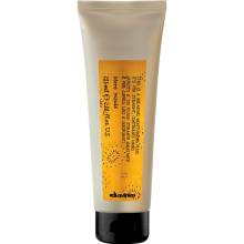 Разглаживающий увлажняющий флюид для стайлинга Davines More Inside Relaxing Moisturizing Fluid 125 ml